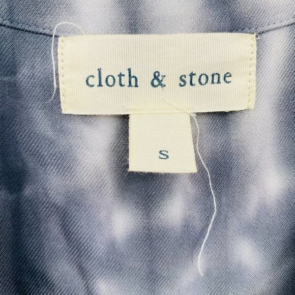 Anthropologie Cloth & Stone Size Small Gray & White Tie Dye 3/4 Sleeve Romper - Picture 7 of 10